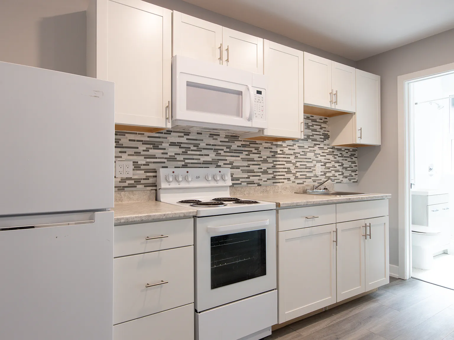 Holbrook Apartments — Photo 4