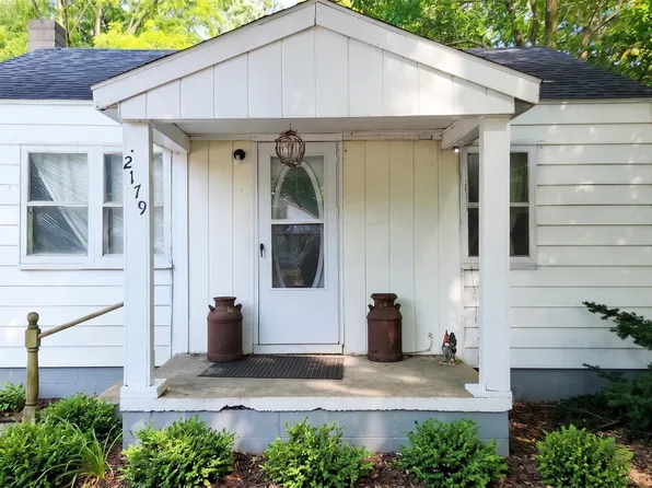 2179 S Term St, Burton, MI 48519