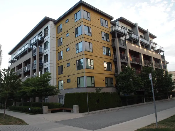 621 Regan Ave #504, Coquitlam, BC V3J 0K1
