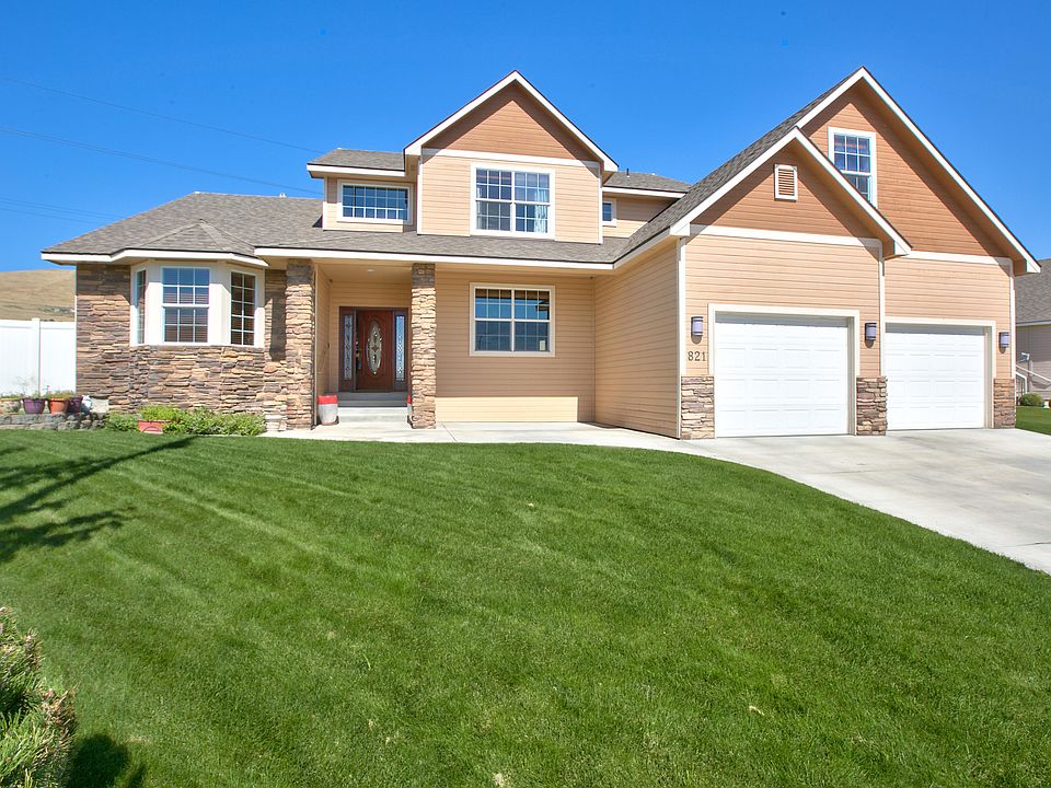 1st image of 821 Trout Lake Ct