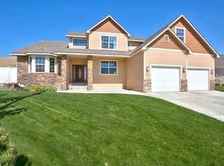 821 Trout Lake Ct, Yakima, WA