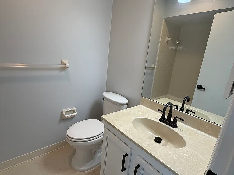 8129 Village Gate Ct — Photo 18