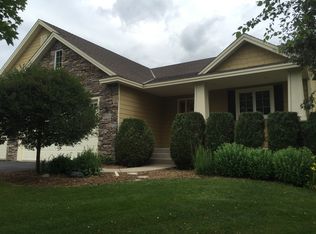 2330 Coldwater Xing, Mayer, MN 55360