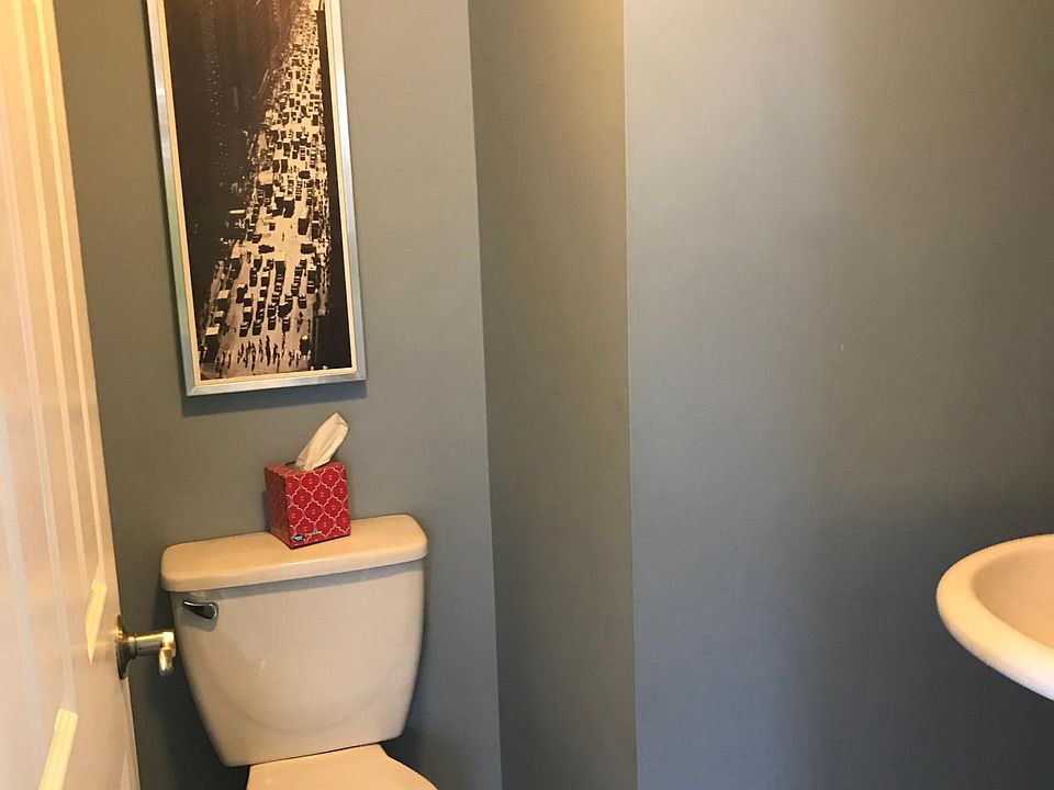 1/2 bath