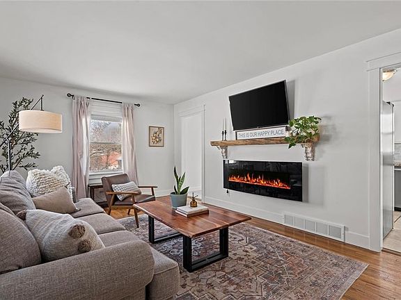 5th image of 8817 W 98th Ter