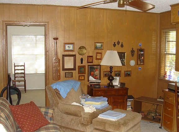 4th image of 1725 Charleston Dr