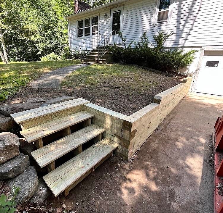 1st image of 5 Driftwood Road