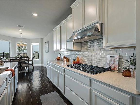2nd image of 2601 Bottlebrush Dr