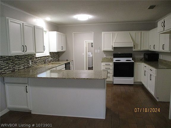 5th image of 309 N 25th St