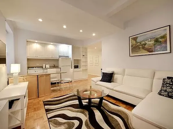 150 West 51st Street image 2 of 11