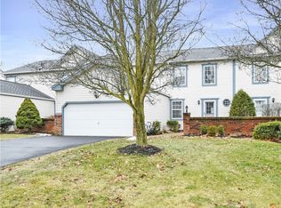 1136 Old Farm Rd, Lawrence, PA 15055