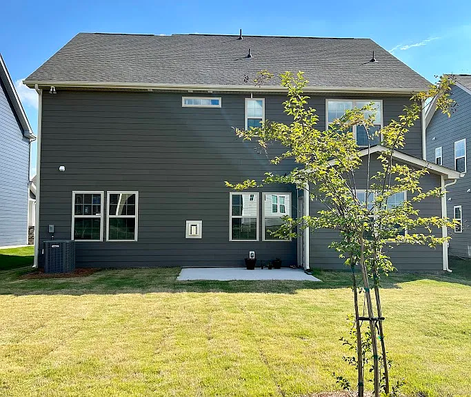 1660 Corwin Bend Rd — Photo 2
