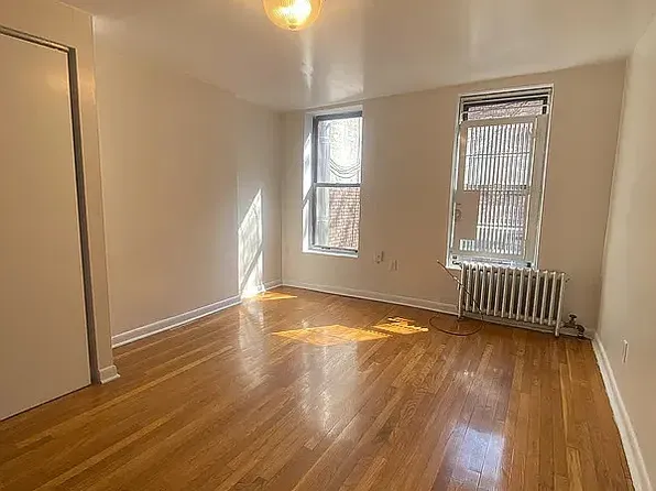 410 W 56th St APT 5D, New York, NY 10019