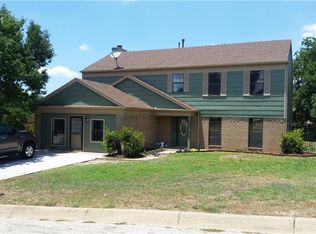 2124 Gumm Rd, Edgecliff Village, TX 76134