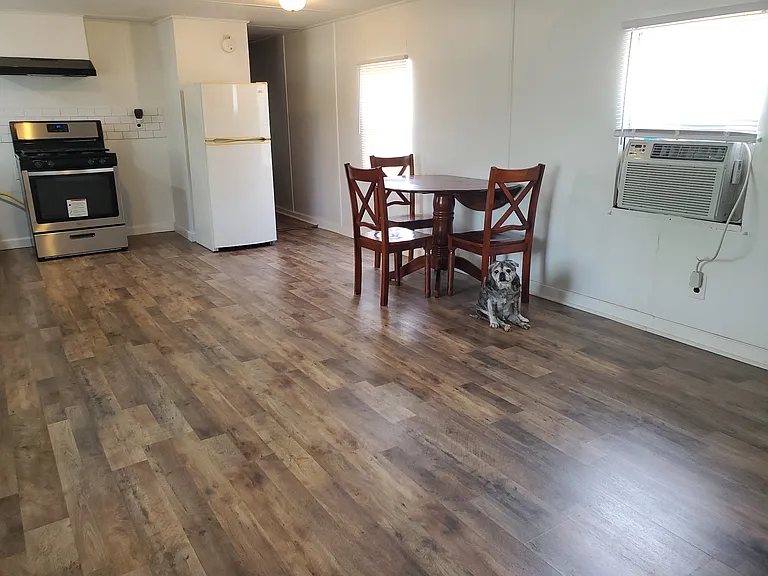 Meadow Brook Ln — Photo 2