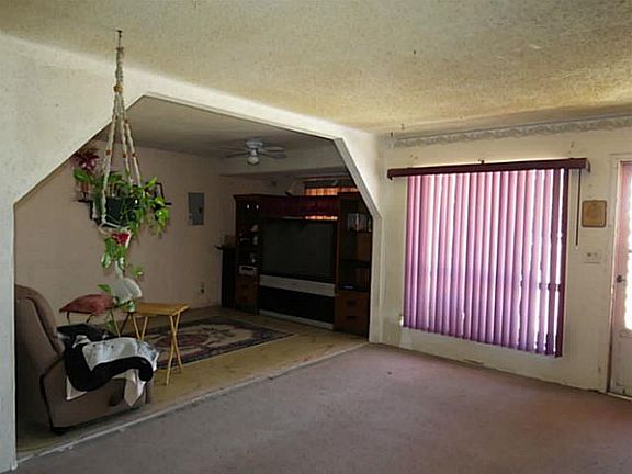 4th image of 515 Muralla Way