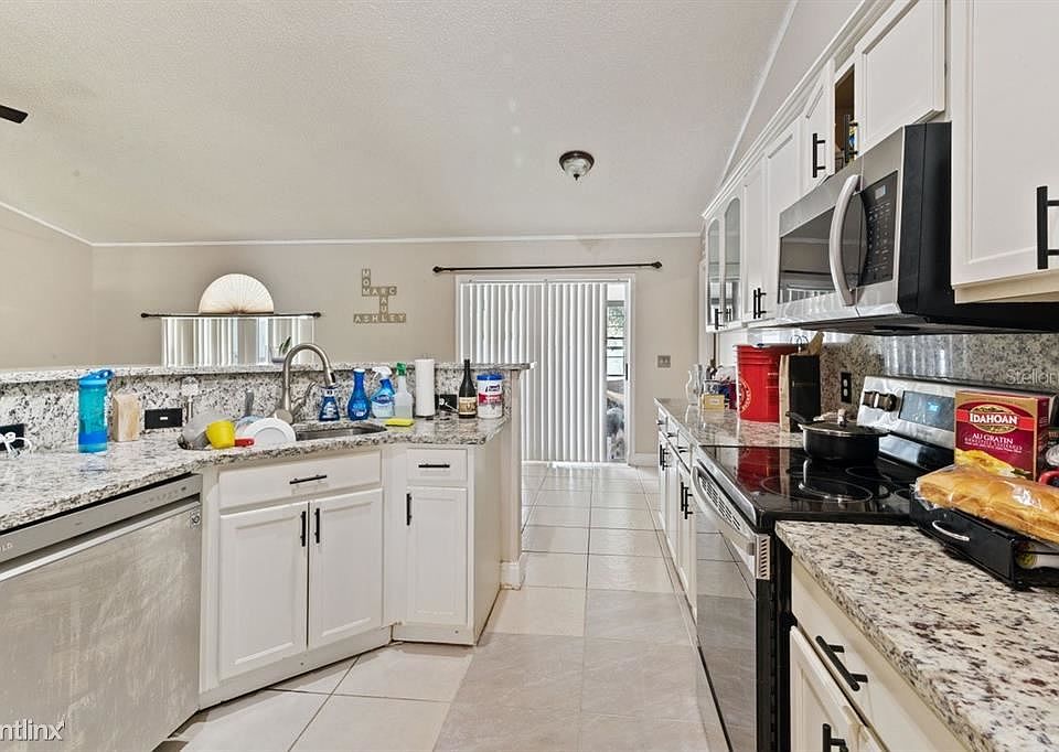 1st image of 1339R Burnley Ct