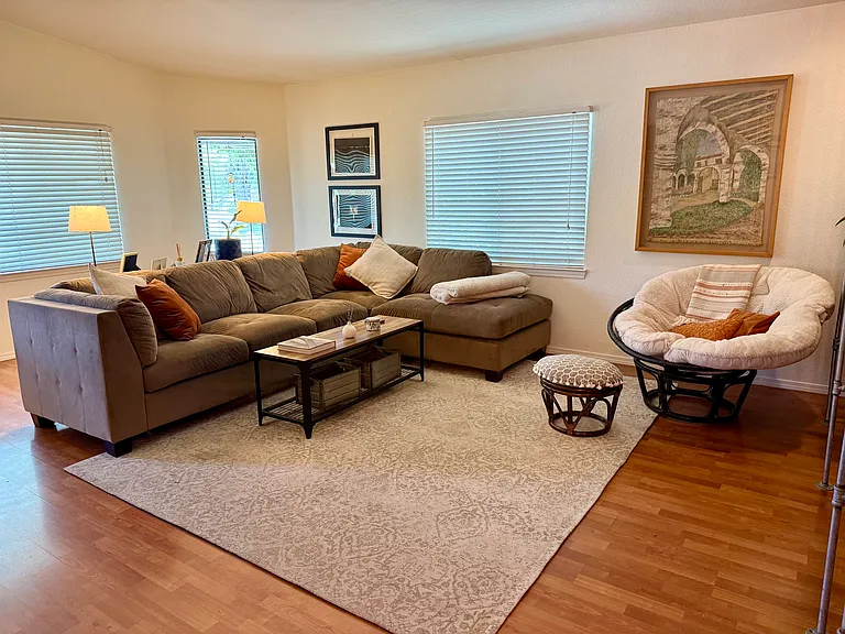 2128 Tiburon Dr — Photo 5