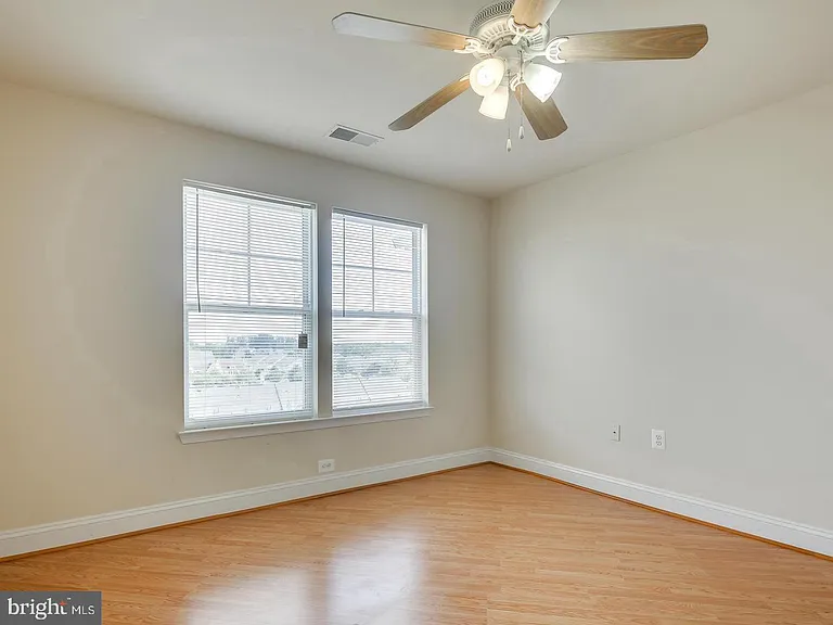 12828 Clarksburg Square Rd #302 — Photo 7