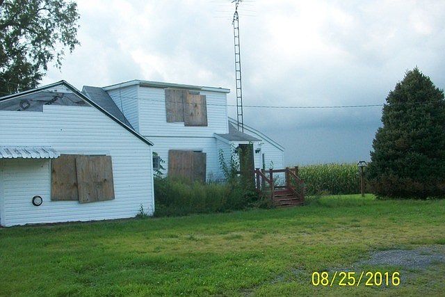 2nd image of 705 N Raub Ave