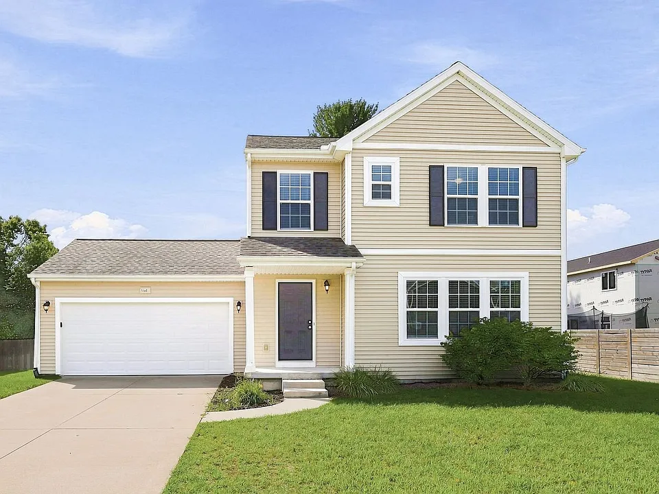 1203 Pinewood Dr