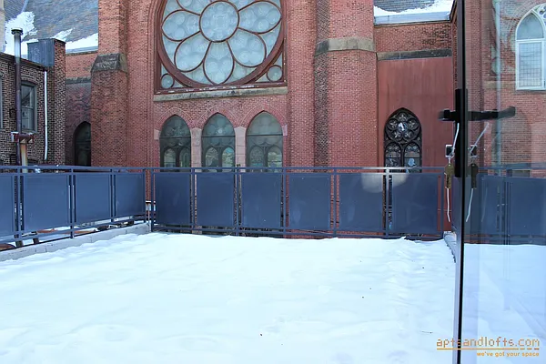 Rented by aptsandlofts.com | media 34