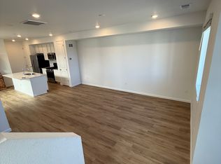 4598 S Versailles St #A, Aurora, CO 80015