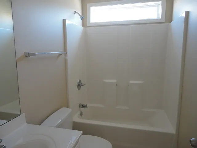 611 Blue Lake Dr — Photo 12