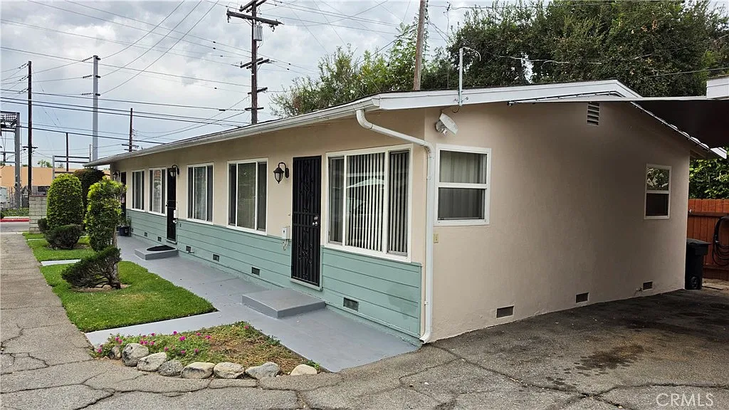 1 bed, 500 sqft, $2,100 — Photo 2
