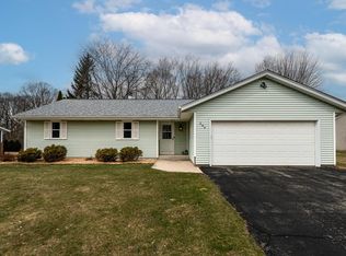 249 Prairie Run, Grafton, WI 53024