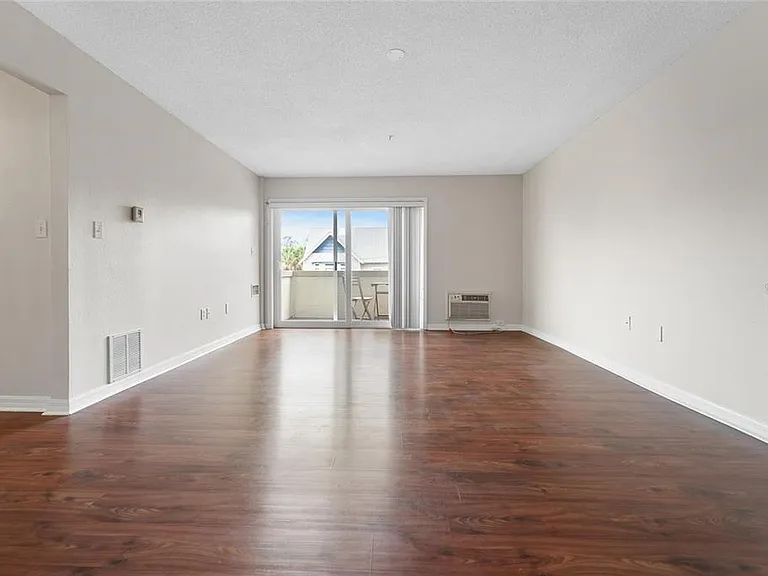 406 S Cedar Ave #307 — Photo 5