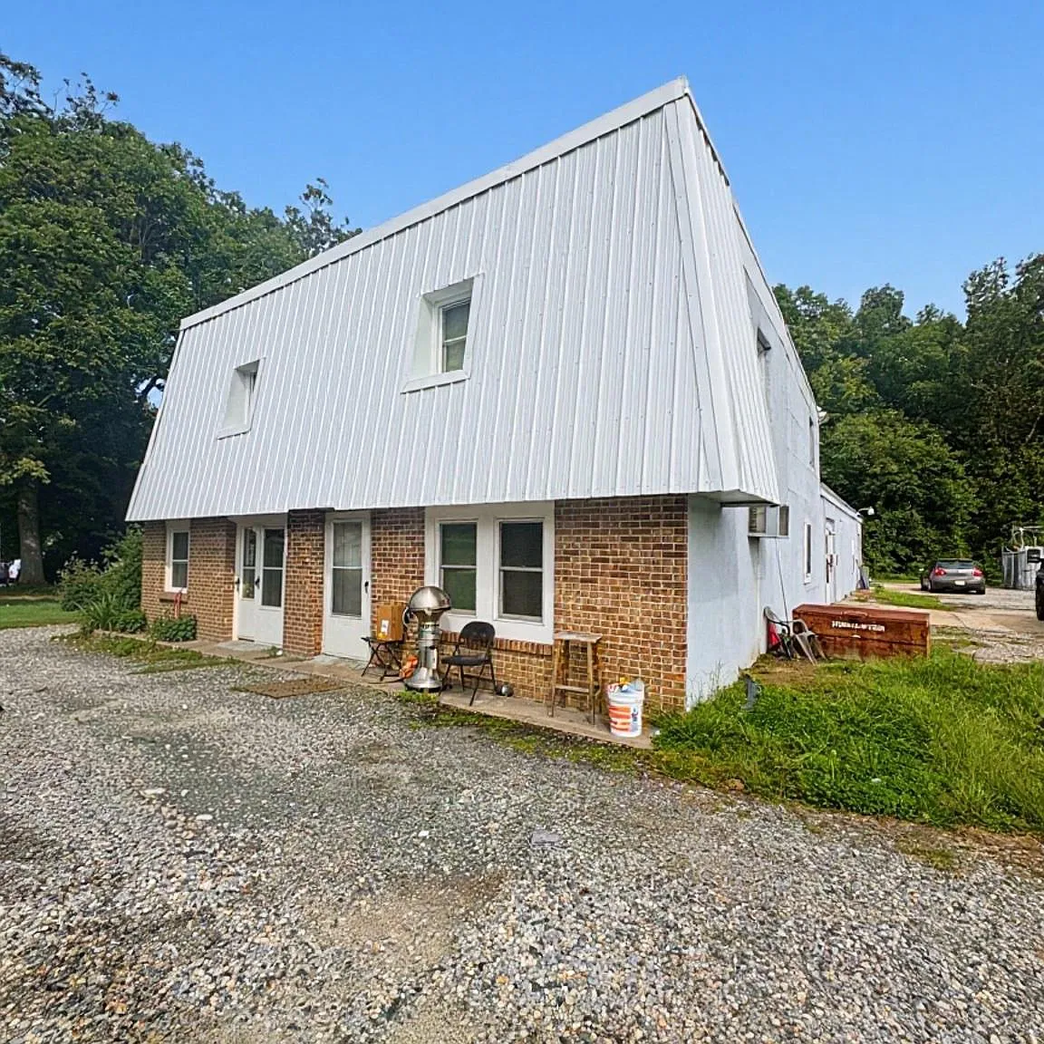 1 bed, 1.0 bath, 700 sqft, $950 — Photo 1