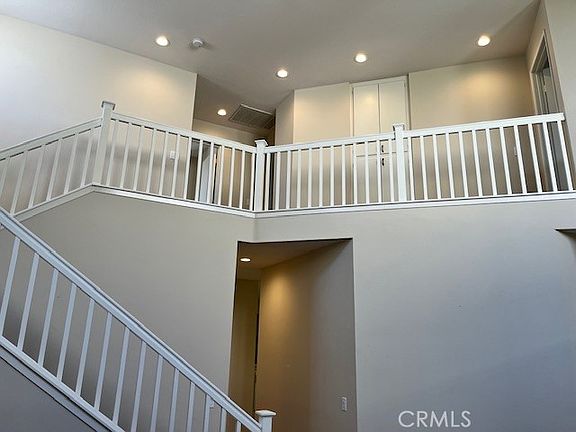 3rd image of 6988 Edinburgh Pl