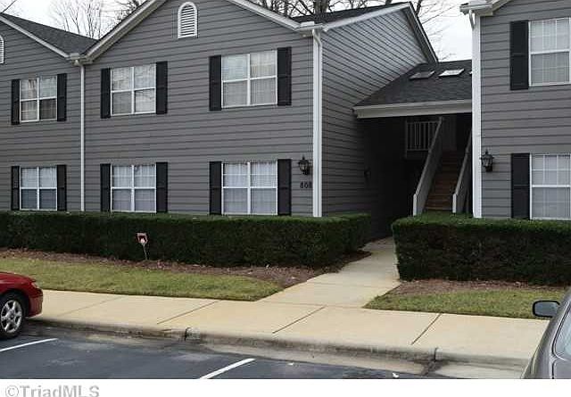 1st image of 808 Ashebrook Dr APT A