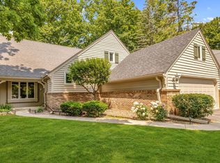 12403 N Golf Dr, Mequon, WI