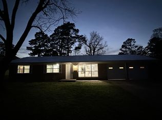 7 Stanford Dr, Texarkana, TX 75503