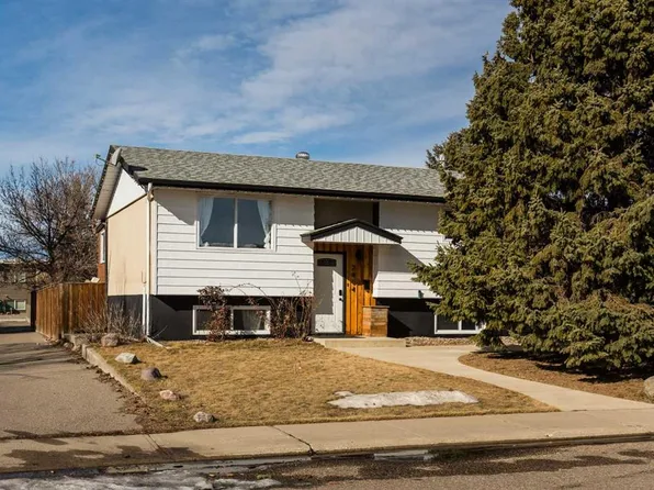 2414 E 14th St N, Lethbridge, AB T1H 4P3