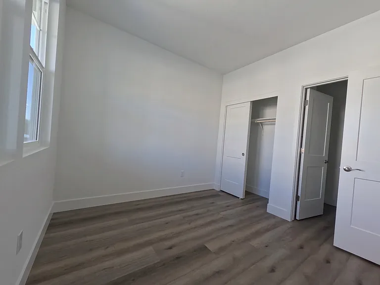 2716 Amora Cir — Photo 15