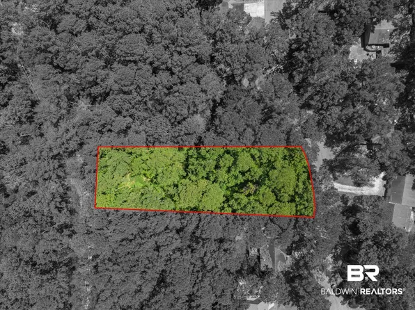 112 Hillcrest Cir, Daphne, AL 36526