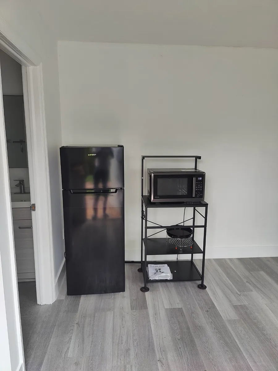 Building Photo - 918 S 29th Ave #1