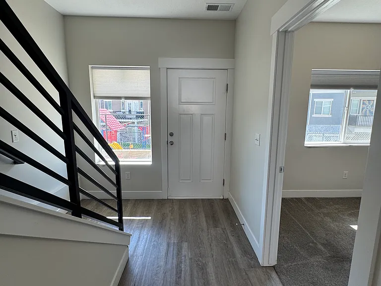 47 S Walker Pl — Photo 3