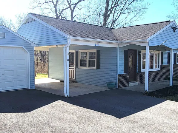 44 Berger School Rd, Bernville, PA 19506