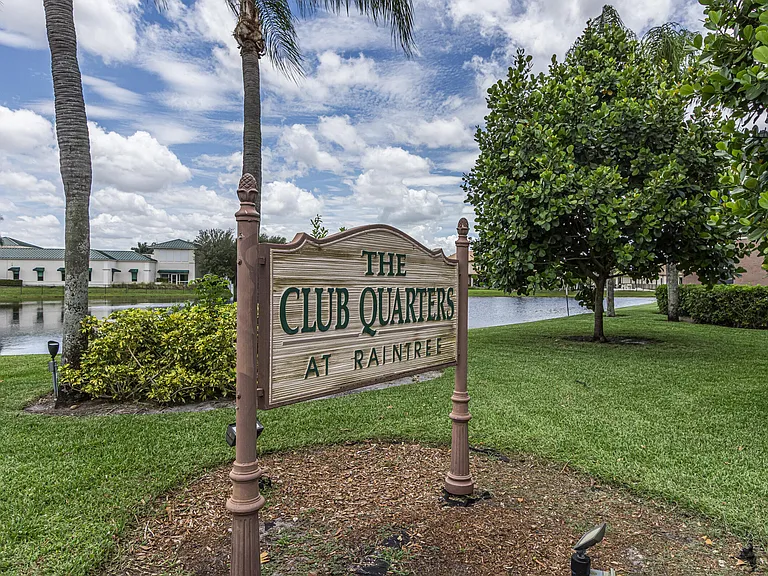 1250 SW 113th Ter #204 — Photo 32