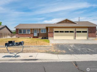 1539 S Bailey, Moses Lake, WA 98837