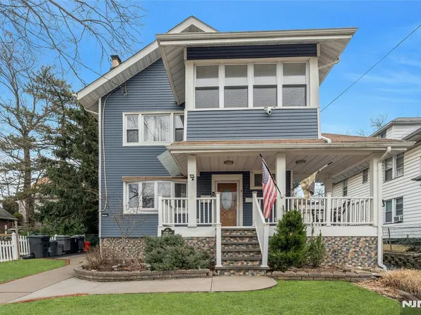 561 Grand Ave, Leonia, NJ 07605