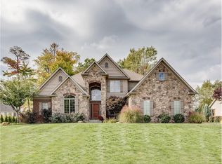 1239 Springbury Dr, Uniontown, OH 44685
