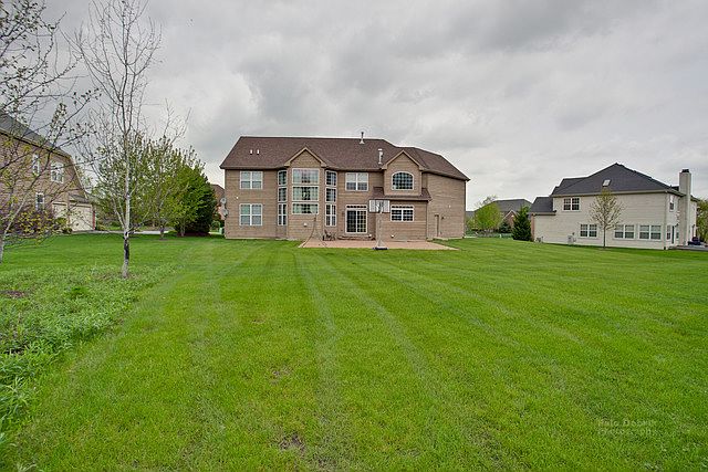 2nd image of 8134 Danneil Cir