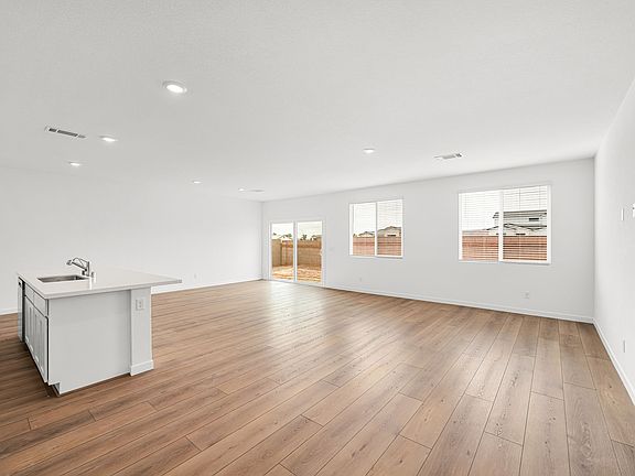 3 web or mls Lennar 287 Sam Way 03
