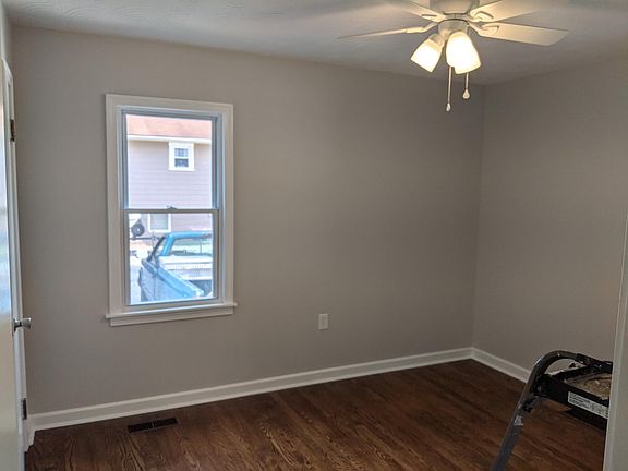 2nd image of 114 Ingleside Ave