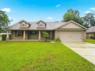 3998 Berry Cir, Pace, FL 32571